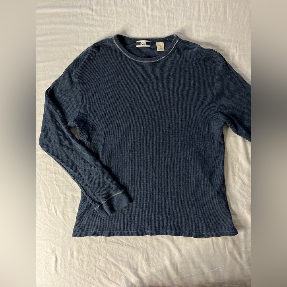 GAP Men's Navy Long Sleeve Tee